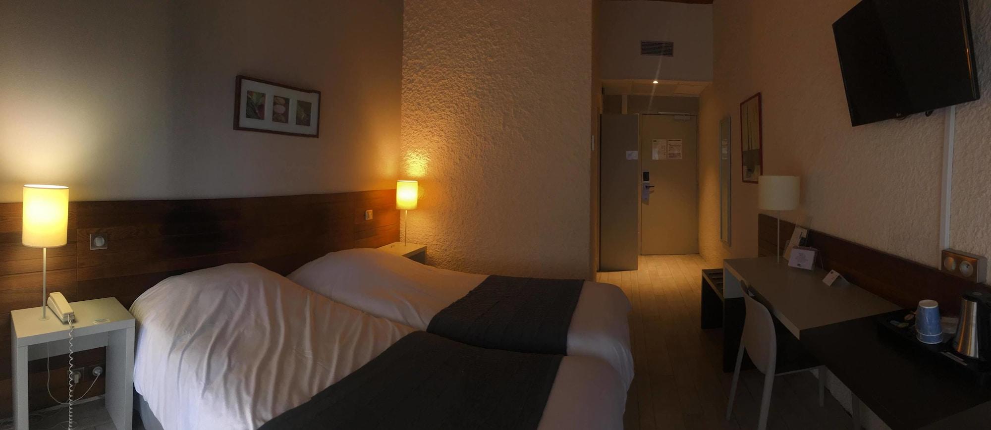 Kyriad Angouleme Nord Champniers- Hotel & Residence Zewnętrze zdjęcie