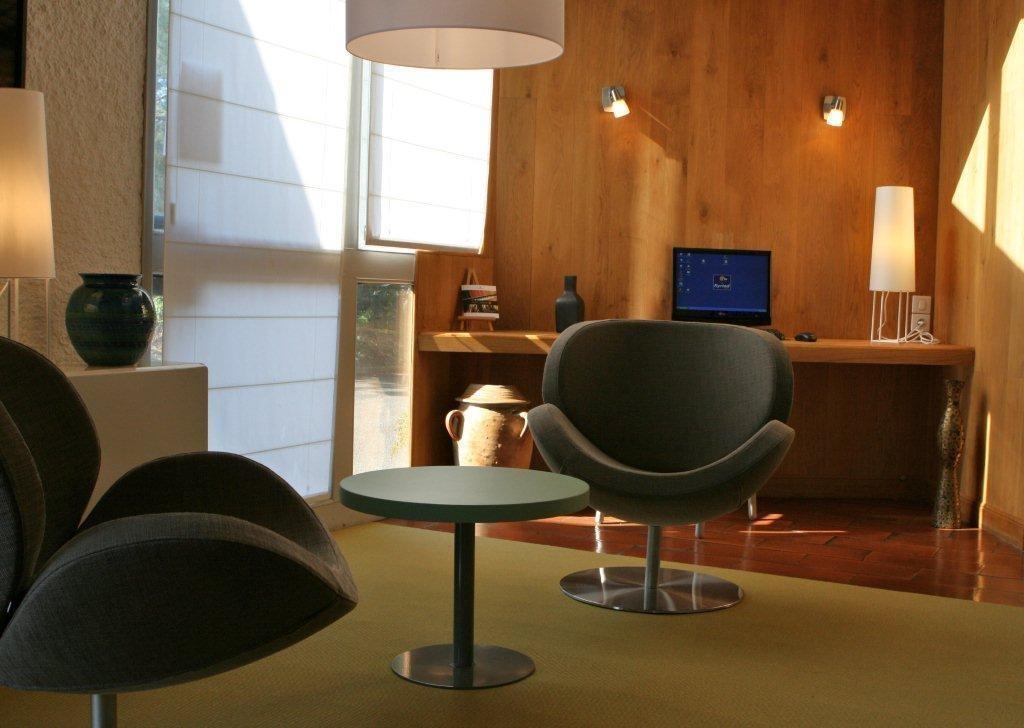 Kyriad Angouleme Nord Champniers- Hotel & Residence Zewnętrze zdjęcie
