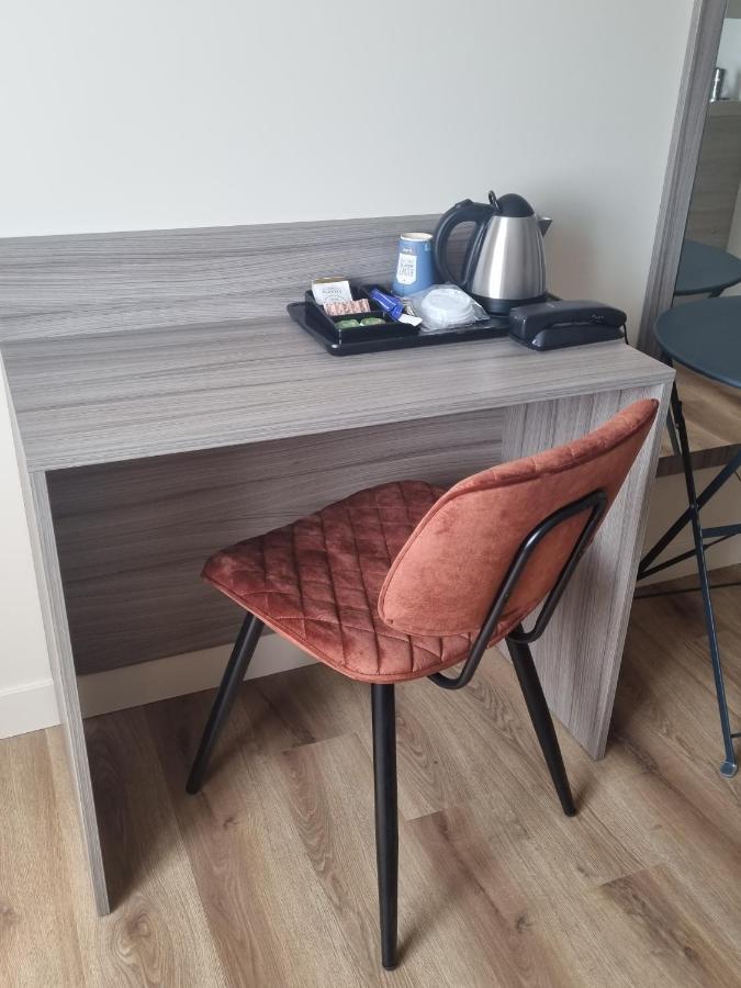 Kyriad Angouleme Nord Champniers- Hotel & Residence Zewnętrze zdjęcie