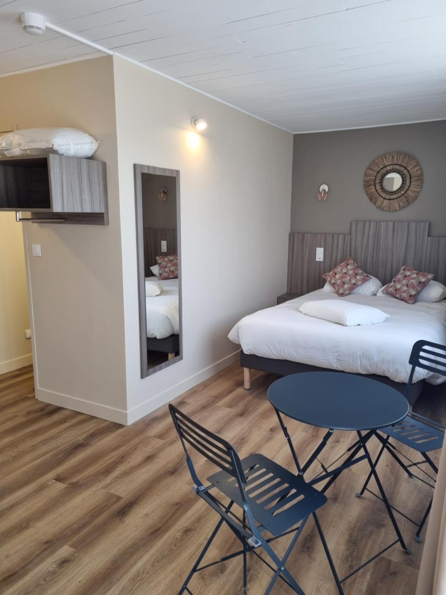Kyriad Angouleme Nord Champniers- Hotel & Residence Zewnętrze zdjęcie